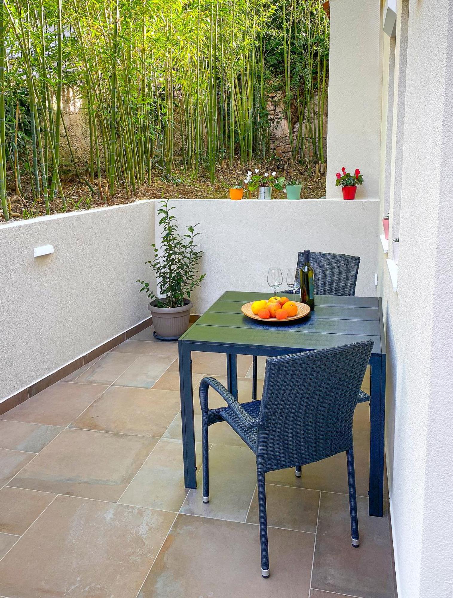 Apartments Tena With Private Parking Pula Luaran gambar