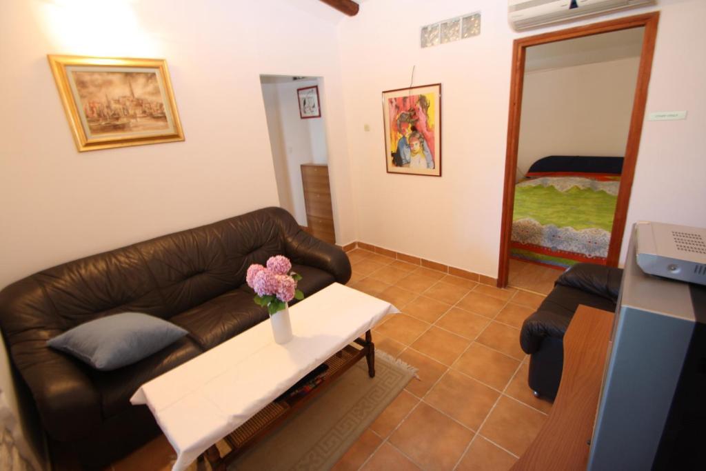Apartments Tena With Private Parking Pula Bilik gambar