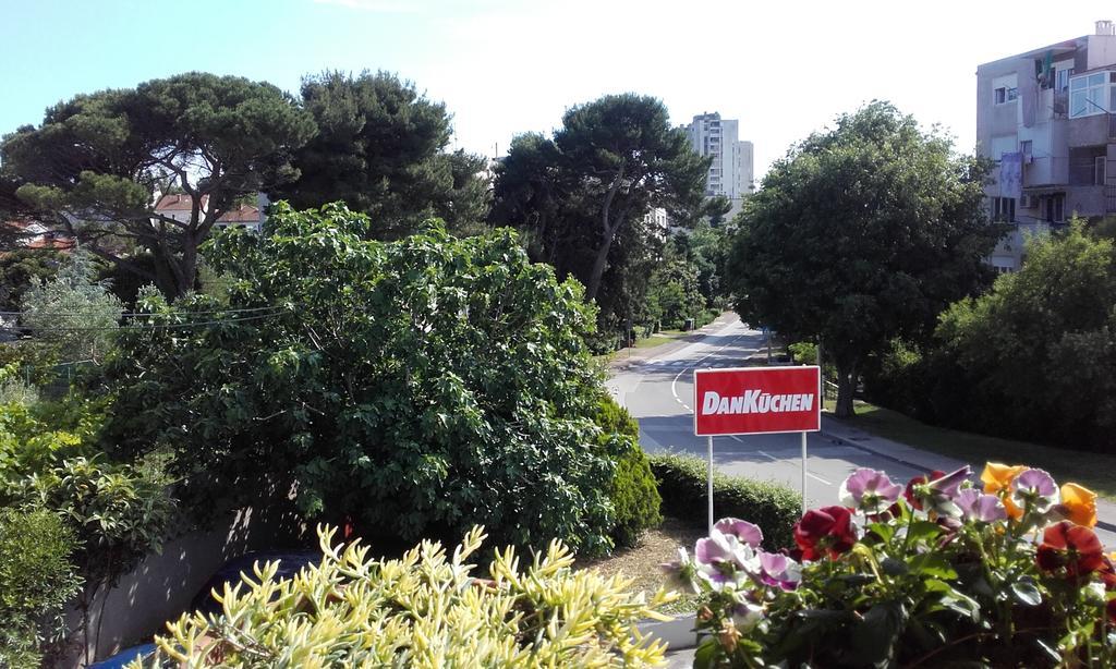 Apartments Tena With Private Parking Pula Luaran gambar
